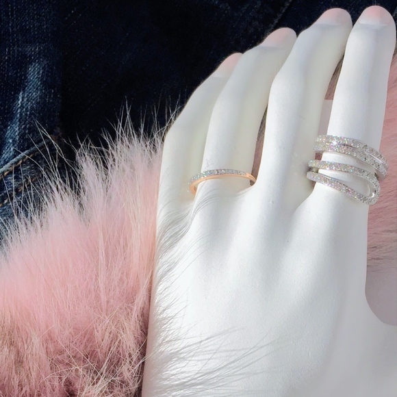 Diamond Ring - Picture 3 of 6